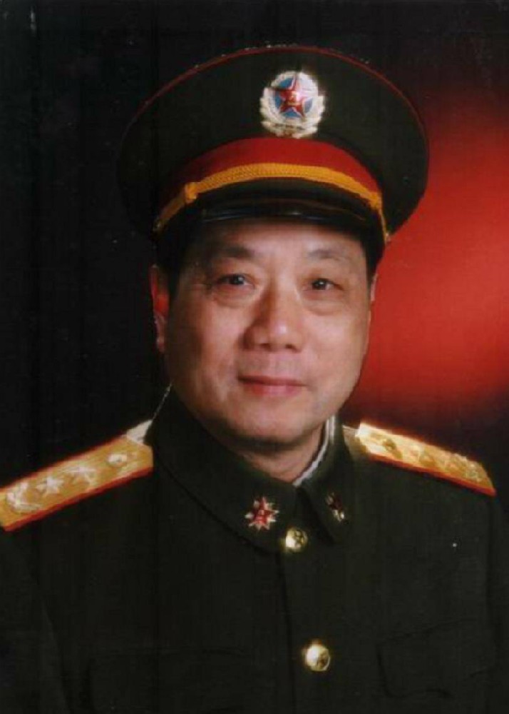 感谢原北京军区副司令员邹玉琪中将为鼓励名人网扬正气传播正能量赠墨宝